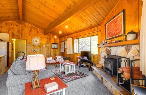 Groveland House | Serene Groveland Cabin Rental Near Yosemite!