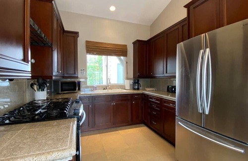 Fallbrook House | Serene Guest House on Avocado Grove and Vineyard