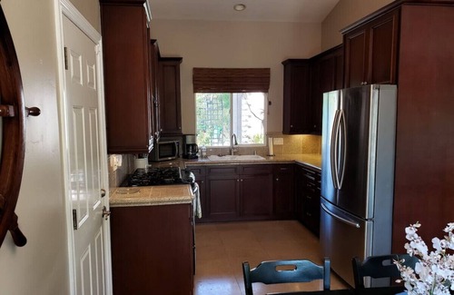 Fallbrook House | Serene Guest House on Avocado Grove and Vineyard