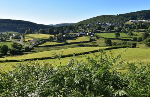 Remilly House | Serene Holiday Home in Rémilly with a Terrace