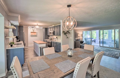 Three Oaks House | Serene Home with Fire pit, Gas Grill, WIFI & Close to Beach
