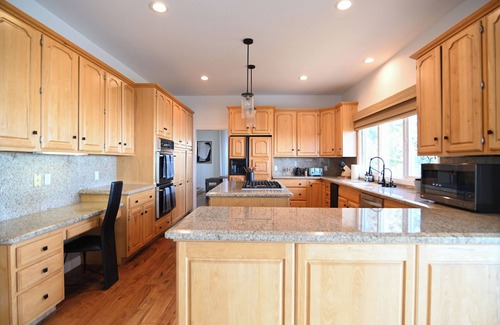 Malibu House | Serene Malibu Views above the clouds 5BR/4 Bath
