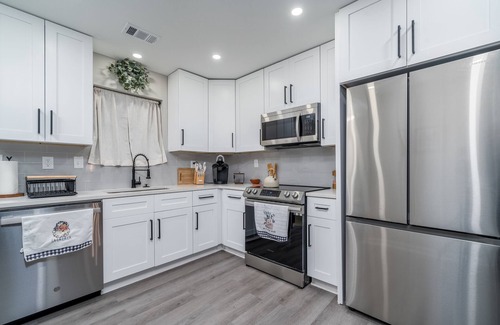 Oakwood House | Serene Oakwood Townhouse
