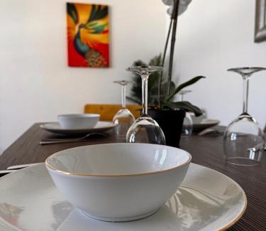 Brighton City Centre Apartment | Serene Ocean Side Apartment BTN