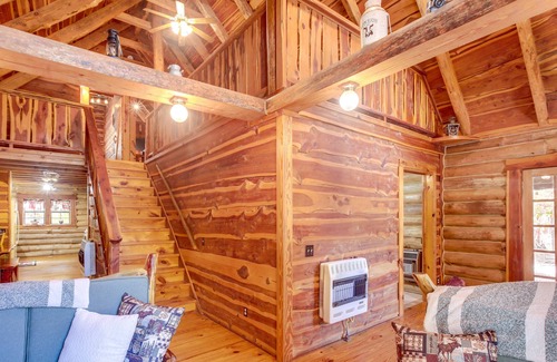 Pikeville Cabin | Serene Pikeville Cabin: 20 Mi to Fall Creek Falls!