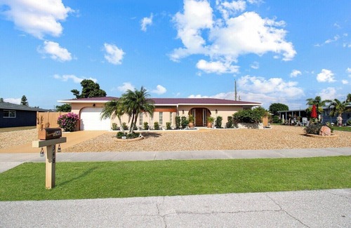 Edgewater House | Serene Private Pool Home In Port Charlotte - Serene Oasis