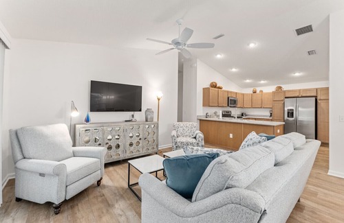 Wildwood Villa | Serene Ramsell Retreat at DeLuna