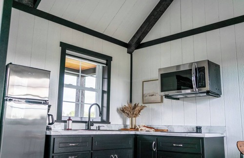 Shipshewana House | Serene Sanctuary - Tiny Home #1