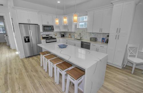 Dune Allen Beach House | Serene Sands
