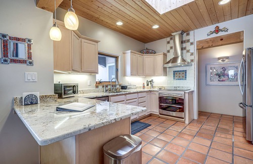 Eldorado at Santa Fe House | Serene Santa Fe Getaway w/Hot Tub & Fireplace!