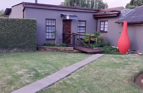 Benoni House | Serene self catering