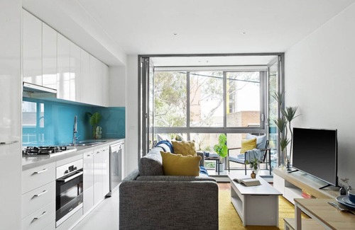 South Yarra Apartment | Serene South Yarra Sanctuary