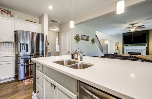 Upatoi House | Serene Stay | 4BR, Pets, Board Games, Near Golf!