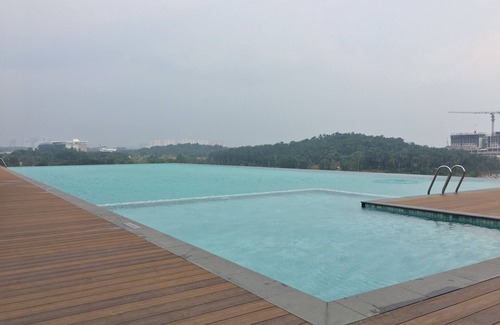 Cyberjaya Apartment | Serene Stay @ Cyberjaya with Netflix | Near KLIA