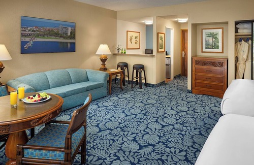 Crown Point Hotel | Serene Studio w/Full-Service Spa and Beach Access – Ideal for Families