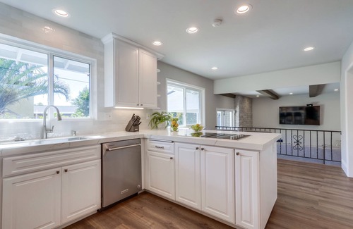 Orange House | Serene Upgraded Home: Pool w/Gate, Game Room