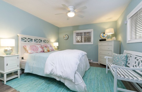 Jamestown House | Serene Views! Contemporary Cottage on the Historic North End of Jamestown