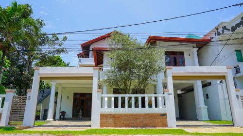 Seeduwa - Katunayake Hotel | Serene Villa Airport Transit