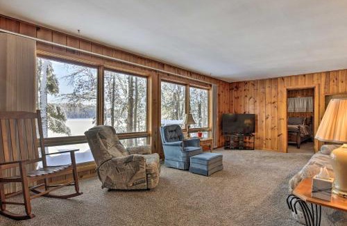 Arbor Vitae House | Serene Woodruff Cottage Lakefront Access!