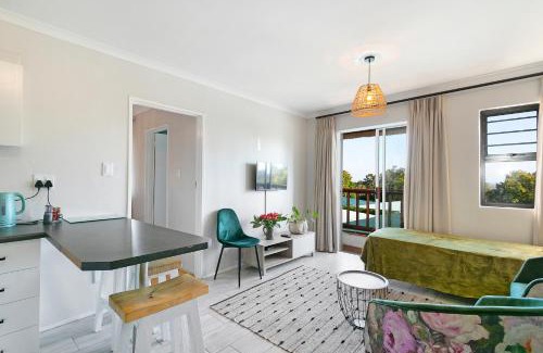 Eikenbosch Apartment | Serengeti selfcatering apartments Perfect Stay