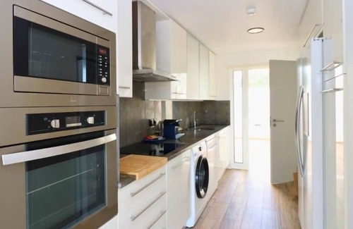 Patroves Villa | Serenity 18 House | Comfort & Exclusivity