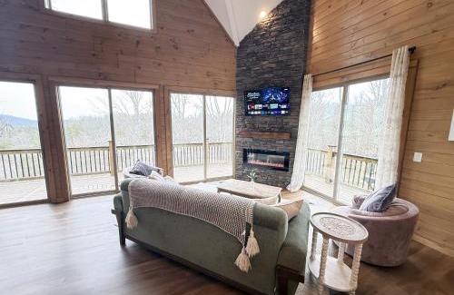 Sevierville House | Serenity at Lake Haven