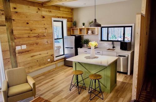 Mount Mourne House | Serenity Barn, cozy barn-dominium with a great locatoin