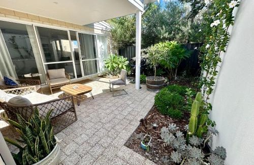 Busselton House | Serenity by the Sea