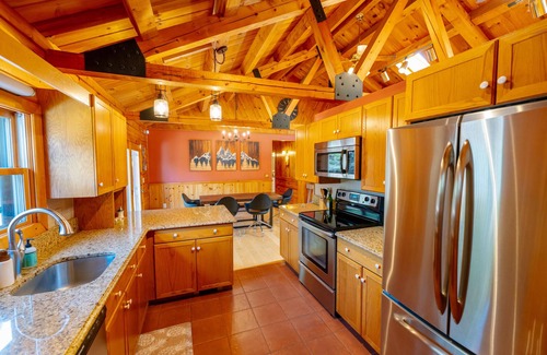 Monticello Cabin | Serenity Cabin