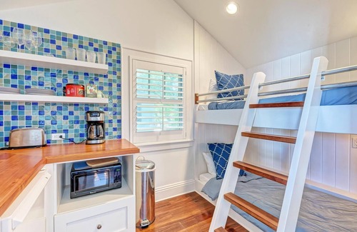 Anna Maria Cottage | Serenity Cottage