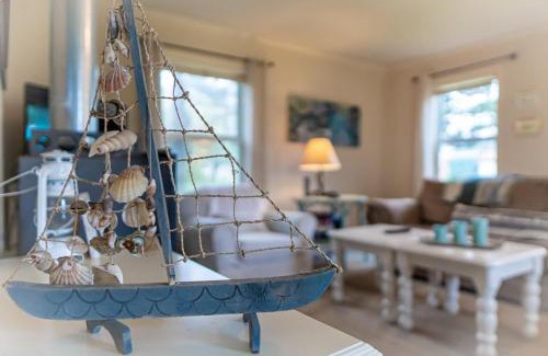 Rockaway Beach House | Serenity Cottage