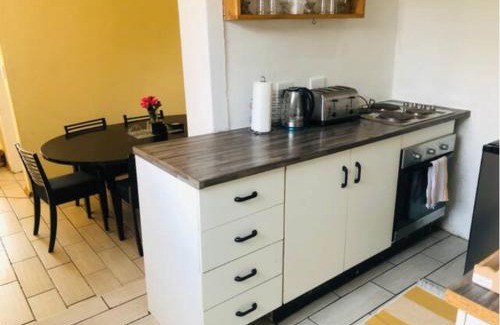 Farrarmere Apartment | Serenity Cottage