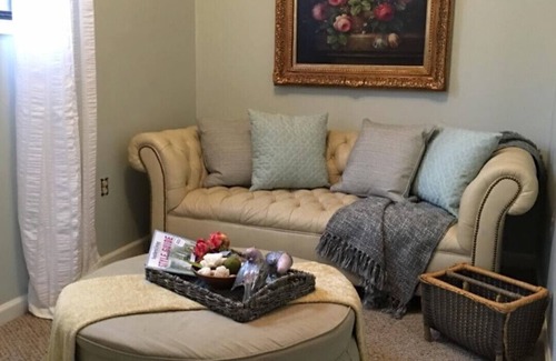 Humboldt House | Serenity Country Cottage Guest Suite