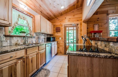 Helen Cabin | Serenity for Two Cabin | 1BR 2 BA | Jacuzzi Tub | Hot Tub | Fire Pit
