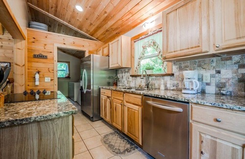 Helen Cabin | Serenity for Two Cabin | 1BR 2 BA | Jacuzzi Tub | Hot Tub | Fire Pit