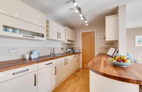 Praa Sands Apartment | Serenity