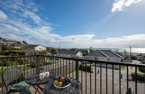 Praa Sands Apartment | Serenity