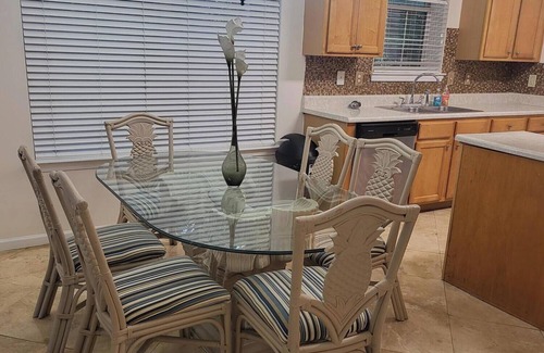 Clarkdale House | Serenity Hills-Location, Location-Covered Patio-Private Backyard-Pool Table