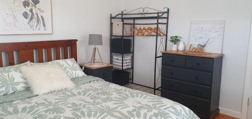 Port Lincoln House | Serenity Holiday House Port Lincoln Holiday House