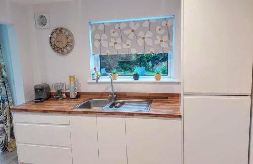 Tatworth House | 'Serenity in Somerset ' Self Catering House Rental Near Chard , Accomodation for Contract Workers only
