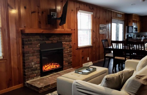 Hermitage House | Serenity in the Country and Lake yet Close to Everything