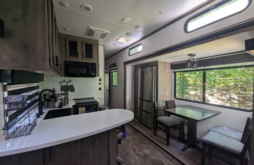 Fountain Inn House | Serenity in the Woods – A Quiet, Cozy Retreat Just Outside Greenville, SC
