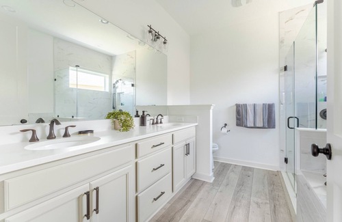 Four Corners House | Serenity Lake