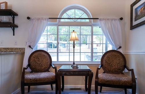 Elk House | Serenity Lodge - big house on the lake for family gatherings