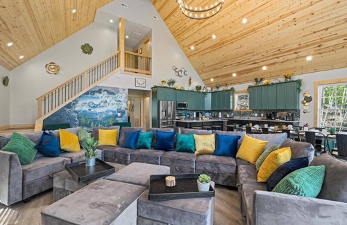 Massanutten Ski Chalet | Serenity - Mtn Views - Hot Tub - Nature - Escape