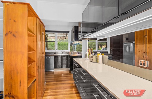 Silverleaves House | SERENITY NOW 2-6 GUESTS
