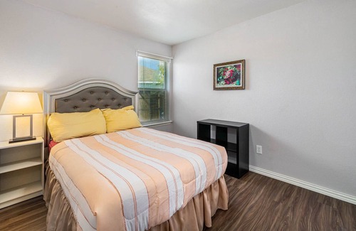 Oak Cliff House | Serenity Palace Near MC Hosp| I-20| I-35