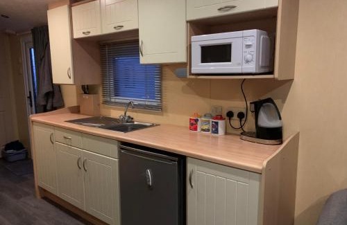 Skegness Ski Chalet | Serenity Place Caravan 2 Double Beds With Varanda
