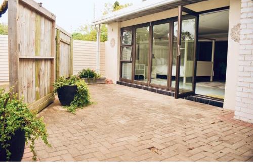 Walmer Apartment | Serenity Stay- Walmer