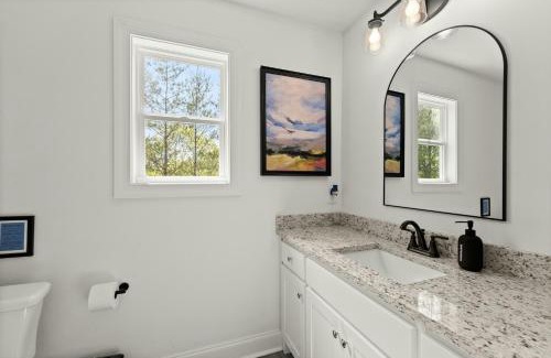 Helen House | Serenity Strasse